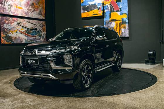 MITSUBISHI PAJERO SPORT 2.4 16V MIVEC TURBO DIESEL HPE-S AWD AUTOMÁTICO
